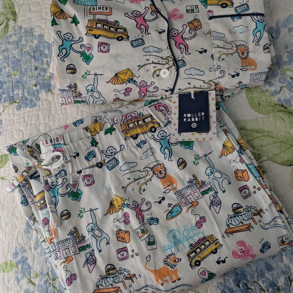 Roller Rabbit x Target Roadtrip Pajama Set - Picture 3 of 9